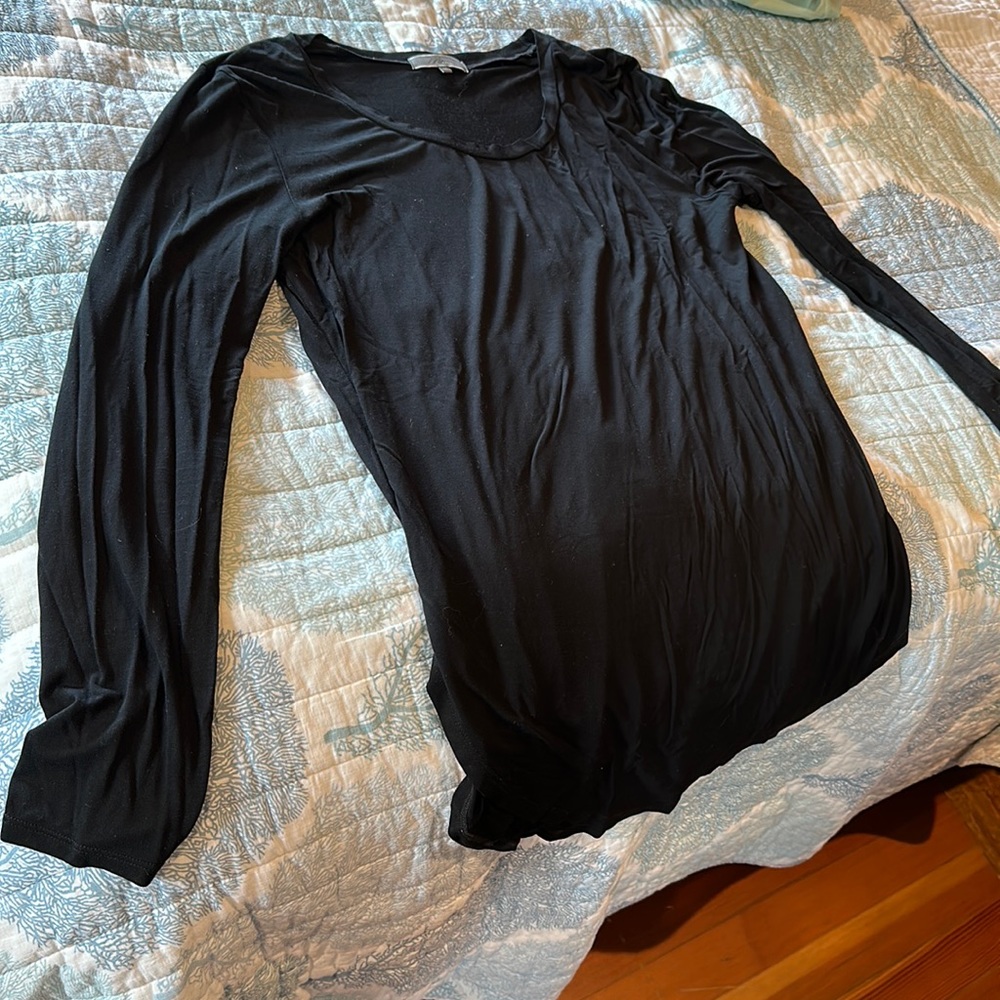 Mia + Tess black long sleeve, long flowy shirt. Size: medium. Cotton/polyester